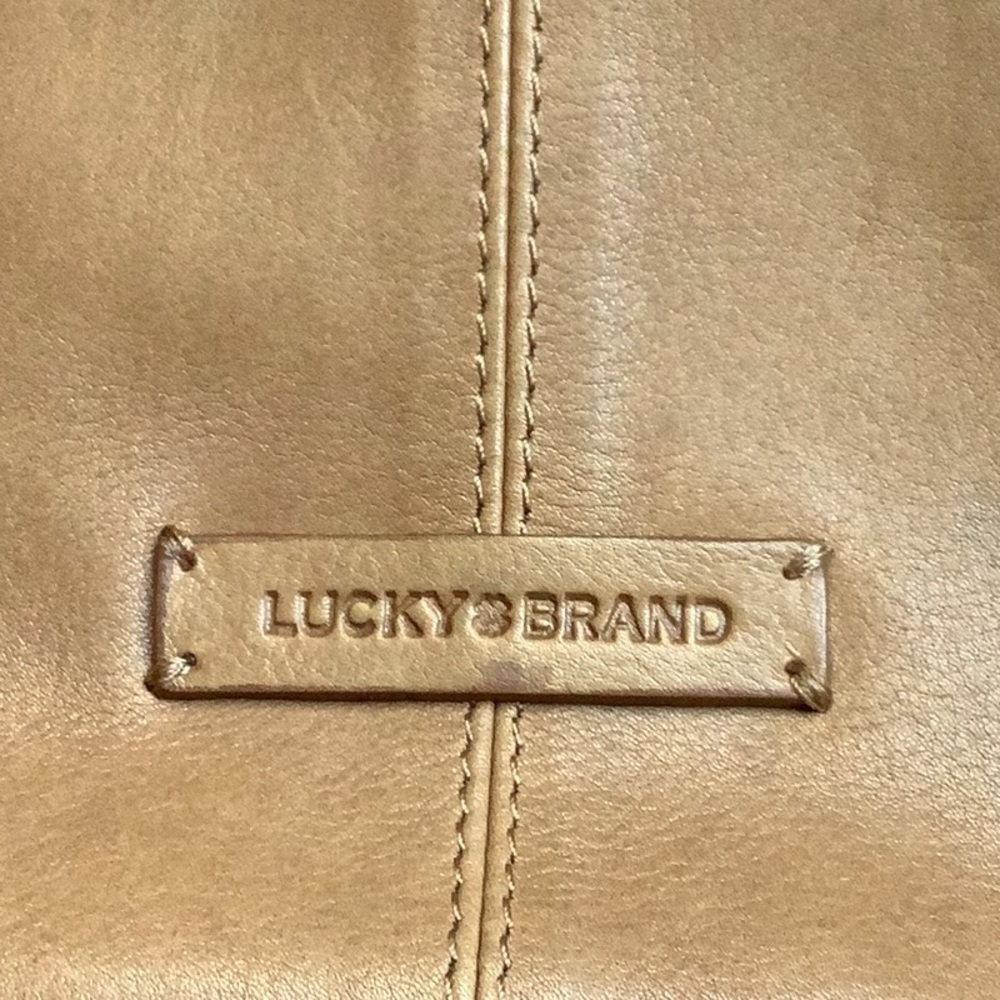 LUCKY BRAND genuine leather purse - Picture 3 of 13